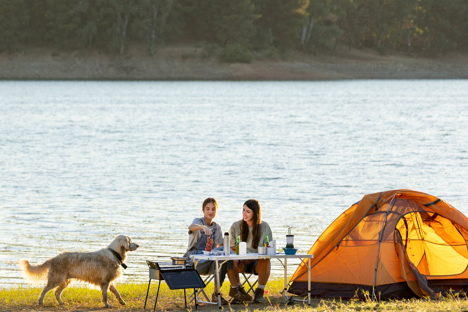 Ultimate Guide to Camping with Pets: Tips and Essentials for a Safe Adventure